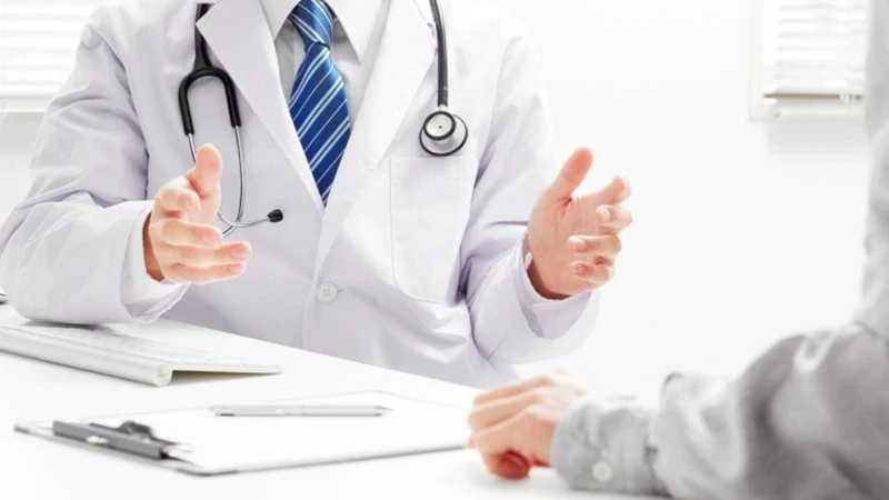 Khi có dấu hiệu bất thường ở dạ dày, hãy đi khám sớm để được chẩn đoán và điều trị đúng cách