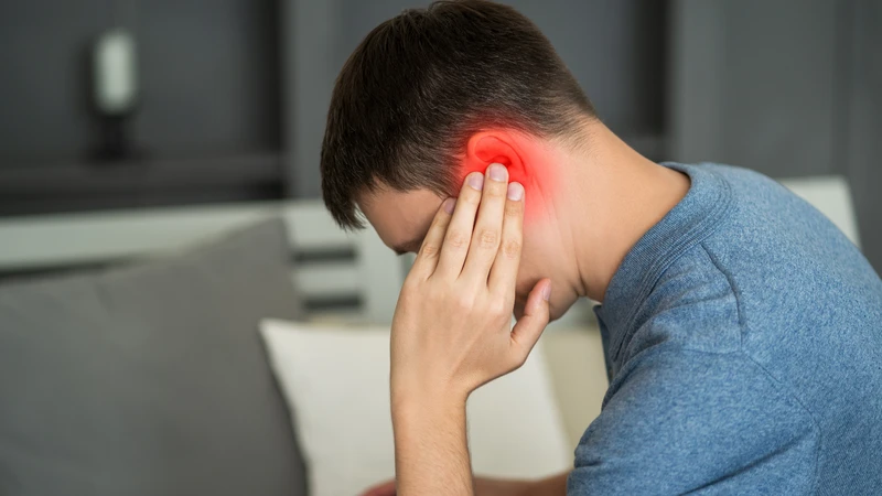 Viêm xương chũm có thể gây sưng đau vùng sau tai