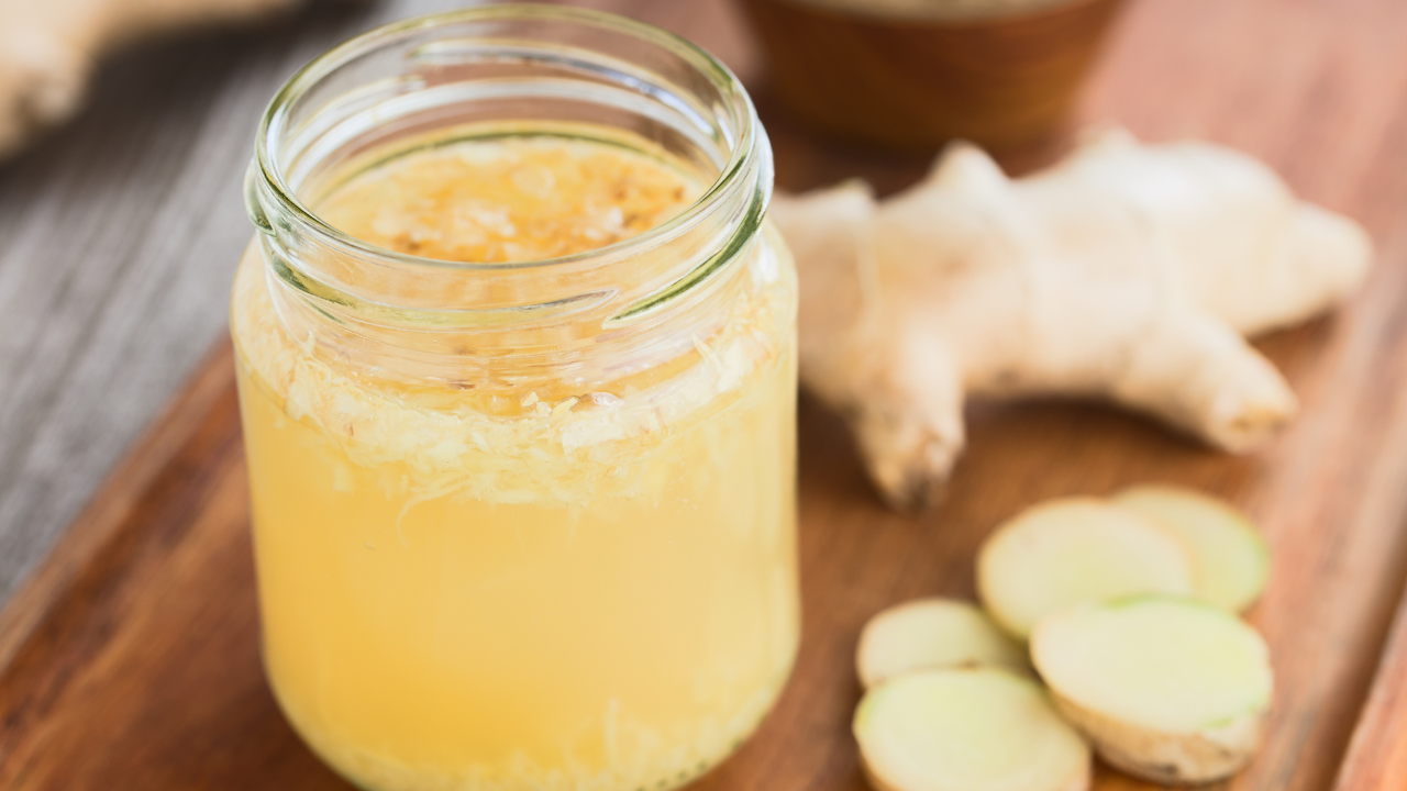 Cần theo dõi phản ứng của cơ thể sau khi uống gừng