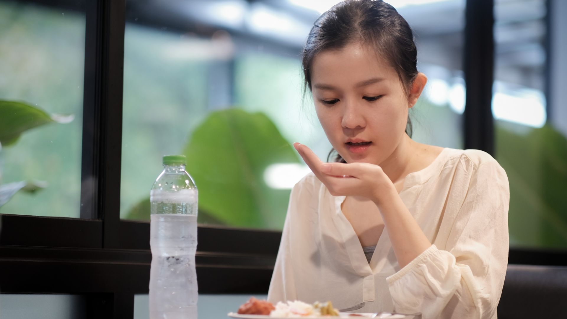 Bạn nên uống kẽm sau khi ăn để bảo vệ hệ tiêu hoá