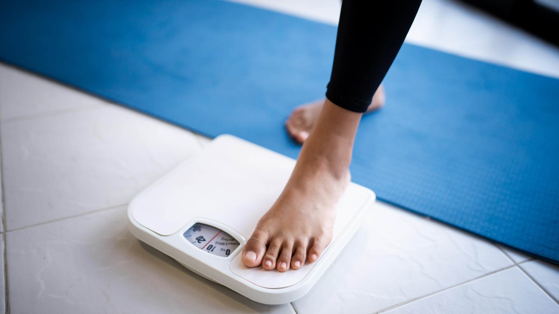 Đậu bắp có hàm lượng calo thấp nhưng lại giàu chất xơ, nên giúp hỗ trợ kiểm soát cân nặng