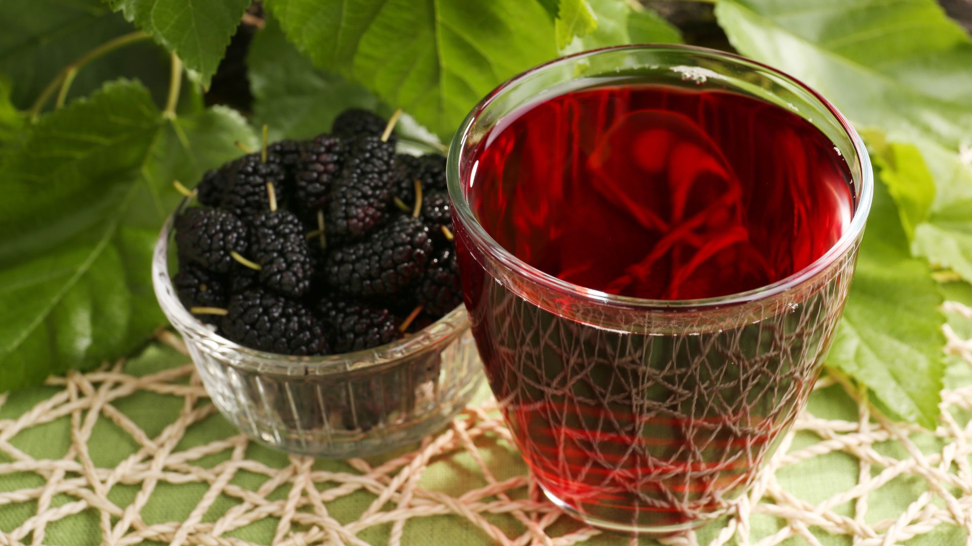 Uống nước dâu tằm hàng ngày có tốt không