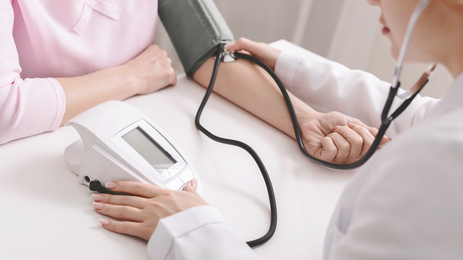 Những đối tượng phù hợp khi uống nước dừa