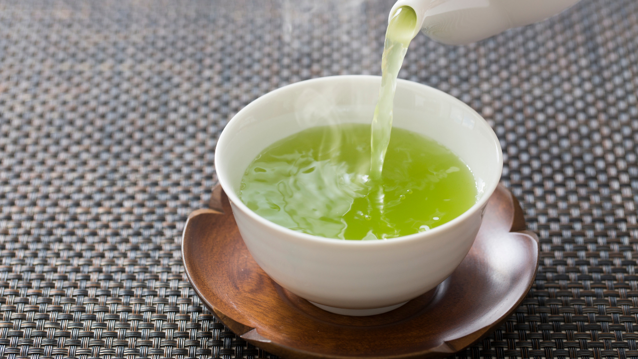 Không quá lạm dùng việc uống nước rau diếp cá đun sôi