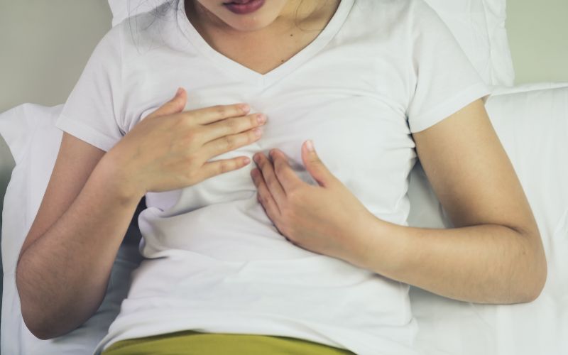 Uống nhiều nước sả gừng có thể gây trào ngược dạ dày