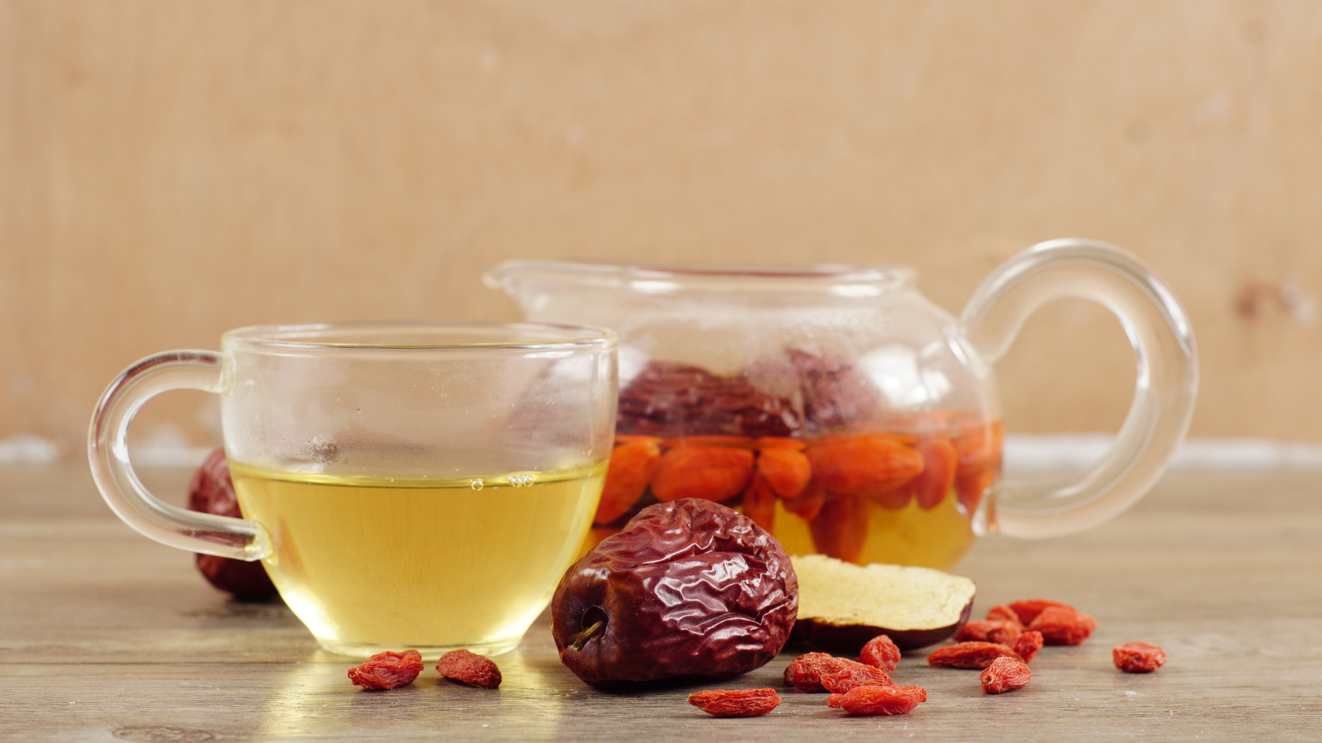 Uống nước táo đỏ kỷ tử mỗi ngày có tốt không? Đây là câu hỏi được nhiều người quan tâm