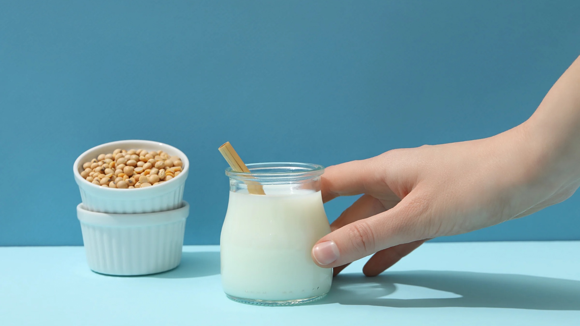 Uống sữa đậu nành mỗi sáng có tốt không? Sữa đậu nành có công dụng gì? 2