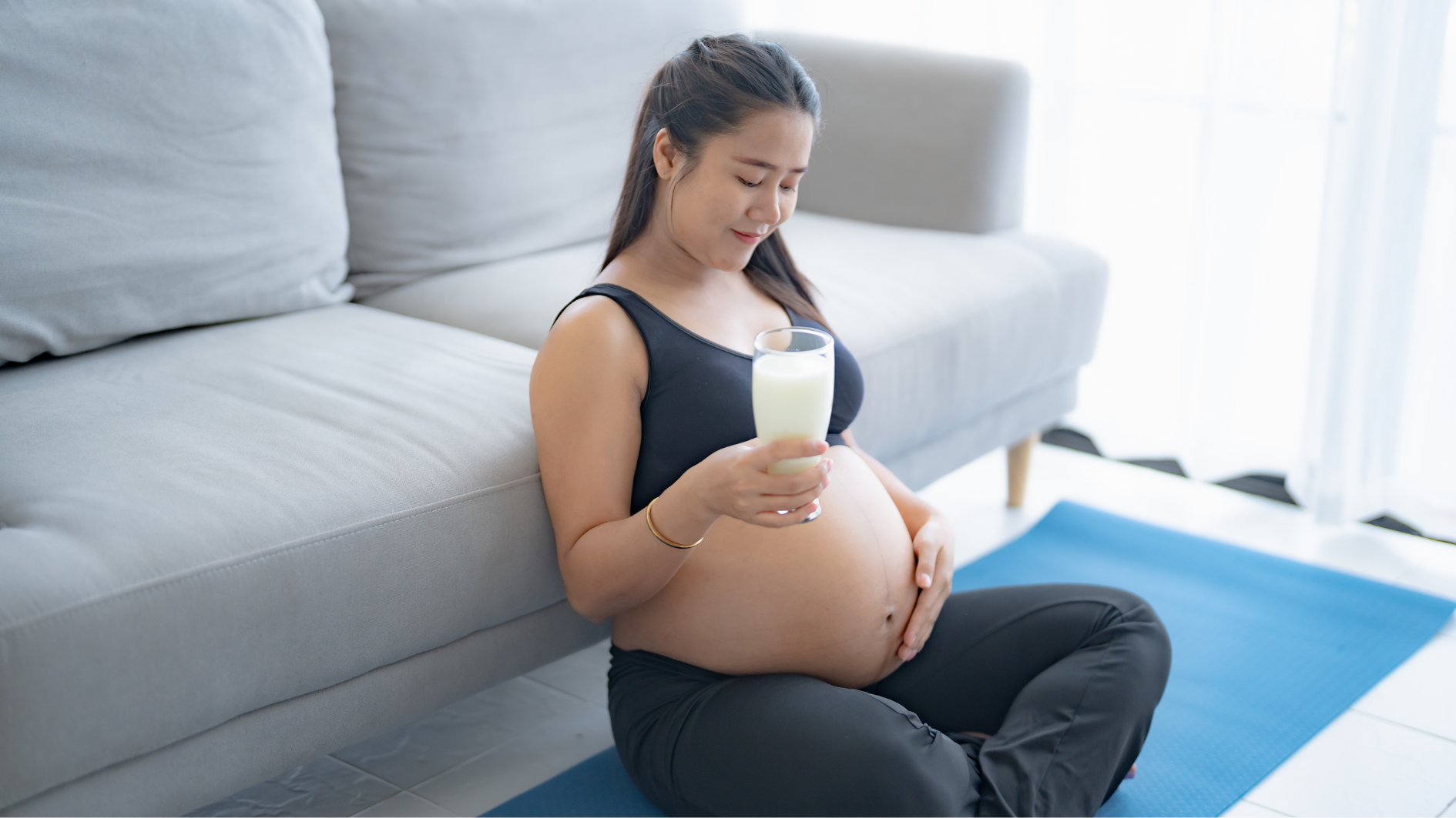 Sữa tươi không đường giúp bổ sung dinh dưỡng cần thiết, hỗ trợ thai kỳ khỏe mạnh cho mẹ bầu