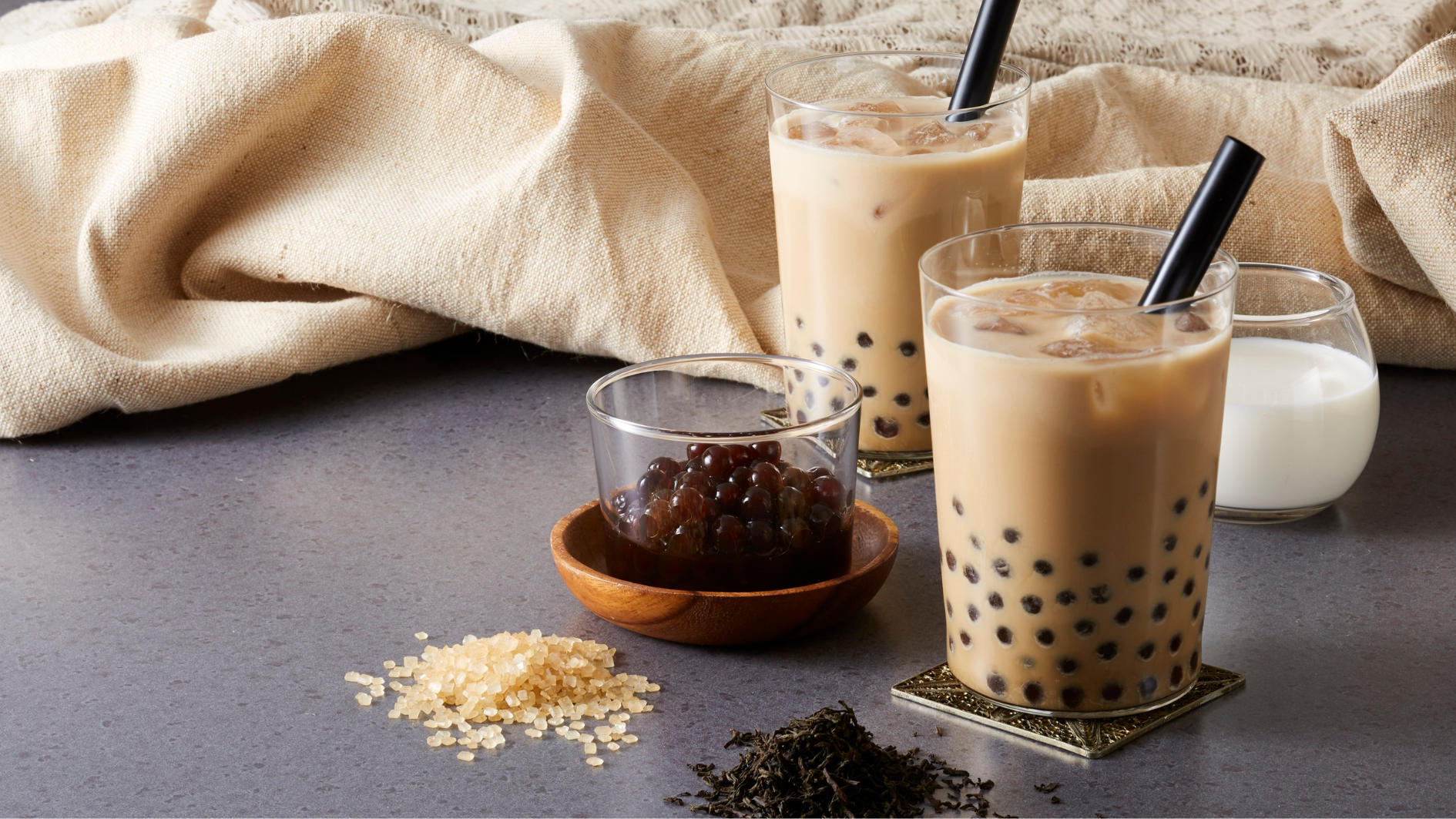 Uống trà sữa có mất ngủ không là thắc mắc của nhiều người