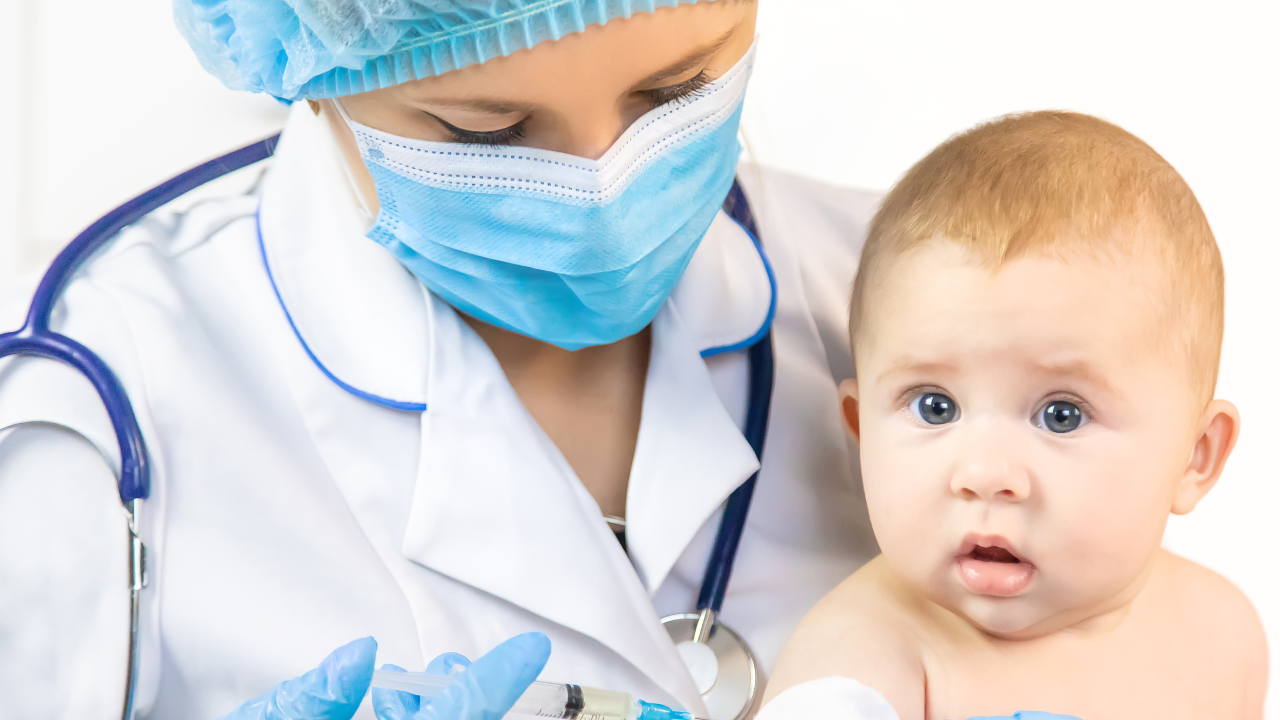 vac-xin-bai-liet-dang-uong-va-tiem-khac-nhau-nhu-the-nao (2).png