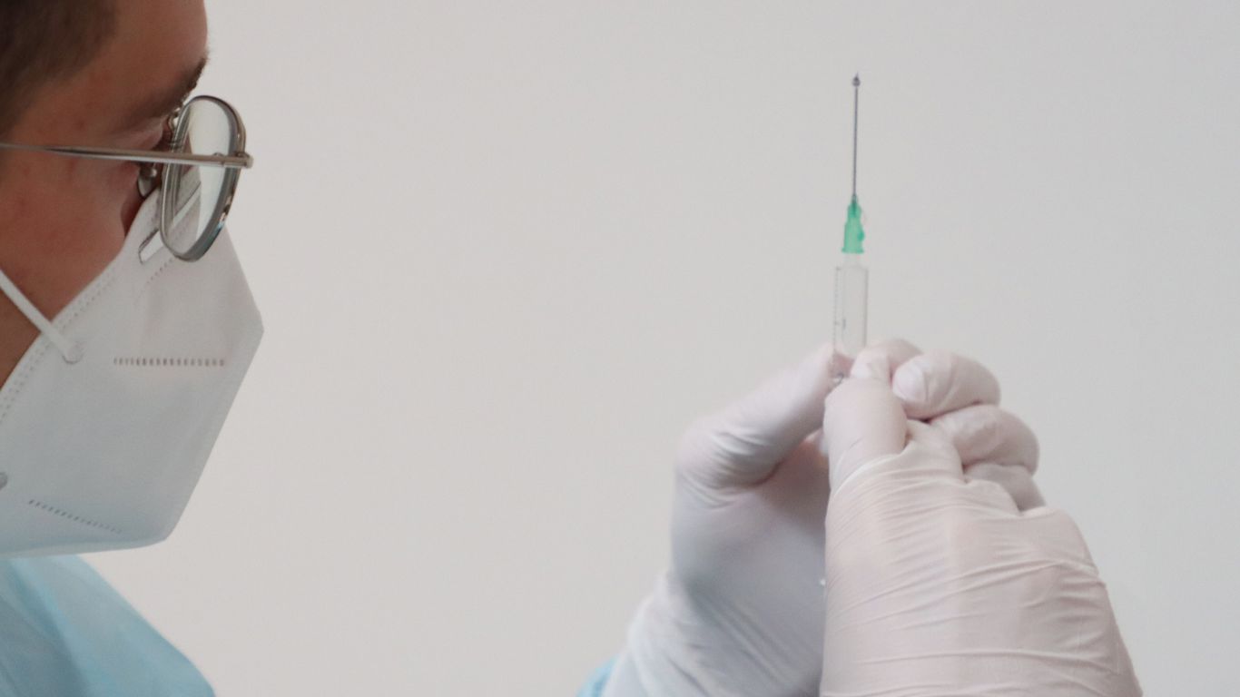 vac-xin-phe-cau-23-gia-bao-nhieu 1