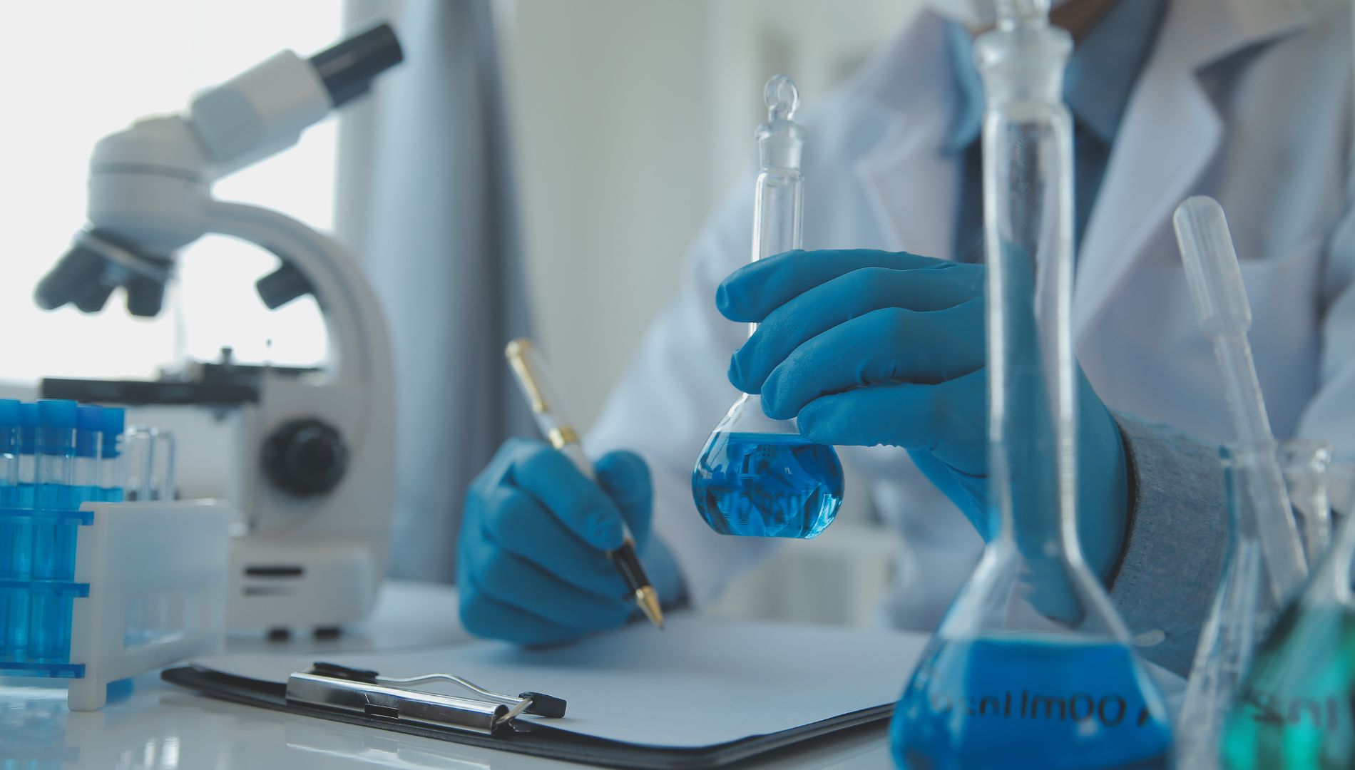 vac-xin-tay-chan-mieng 1.jpg