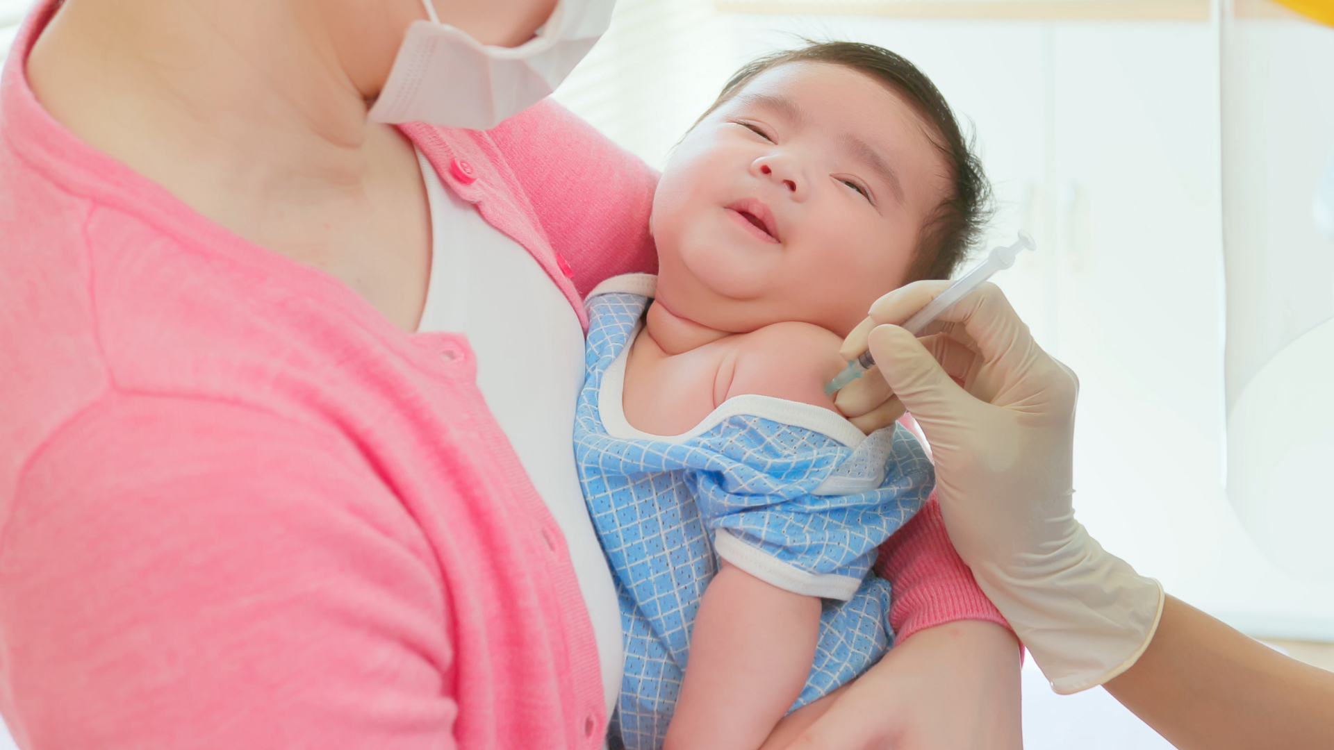 Trẻ nhỏ thường cần mũi nhắc sau khi hoàn thành các mũi cơ bản theo chỉ định của bác sĩ