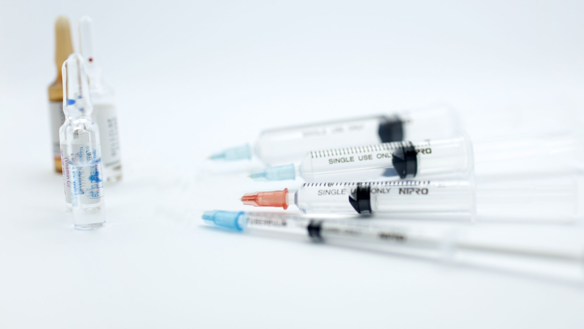 vac-xin-viem-mang-nao-tiem-khi-nao 2.jpg