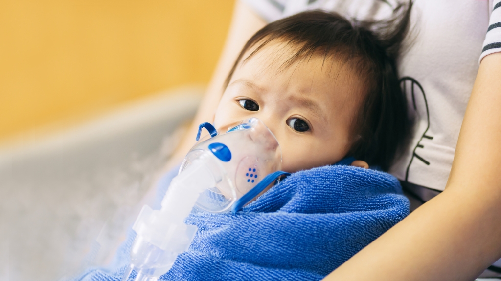 Vi khuẩn Hib nguy hiểm vì gây nhiễm khuẩn nặng, diễn tiến nhanh và dễ để lại di chứng ở trẻ