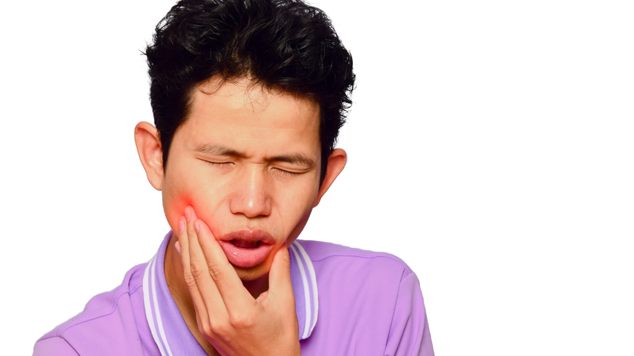 Rối loạn nội tiết tố có thể gây loét miệng bên trong má