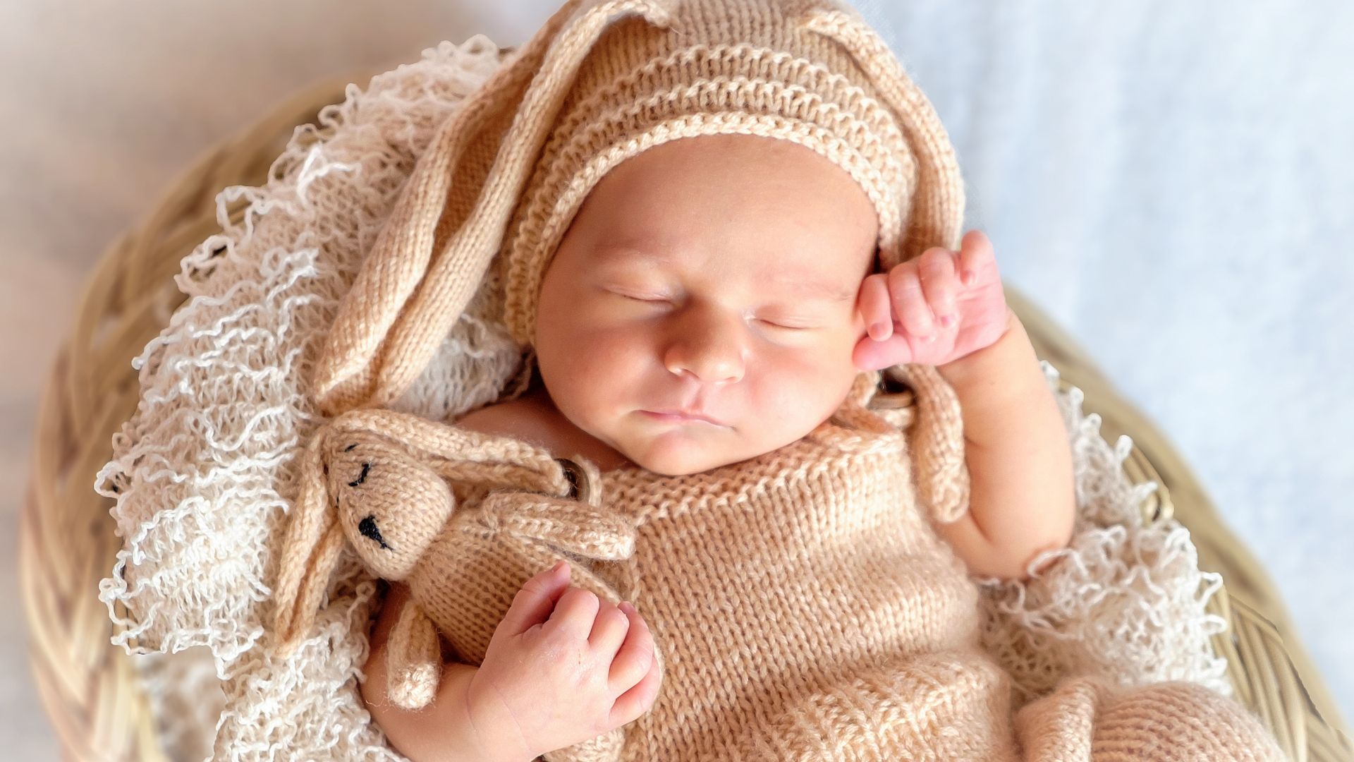 Vì sao trẻ sơ sinh bị vàng da vàng mắt và những điều ba mẹ cần lưu ý 1