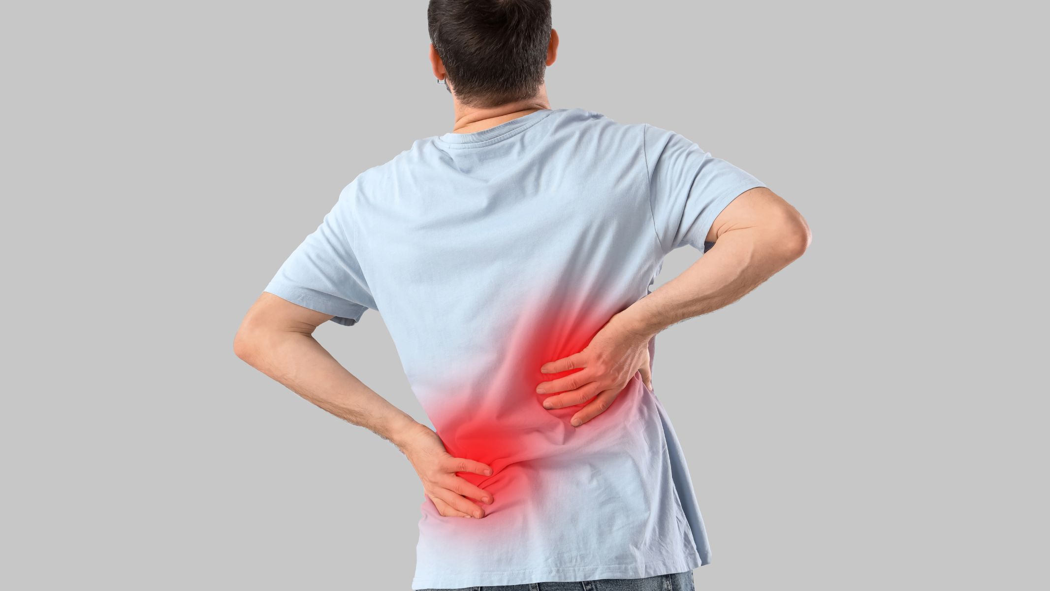 Các bệnh lý như thoái hóa cột sống, thoát vị đĩa đệm có thể làm tăng áp lực bất thường lên bao hoạt dịch ụ ngồi