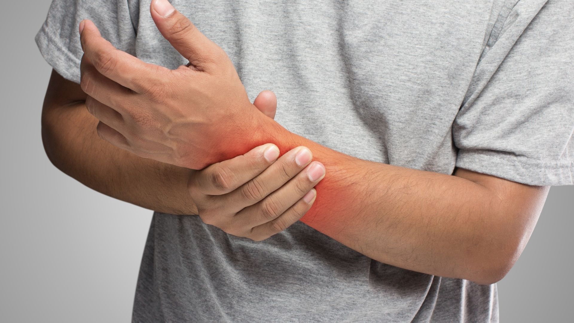 Viêm cơ tự miễn có thể gây đau nhức, yếu cơ