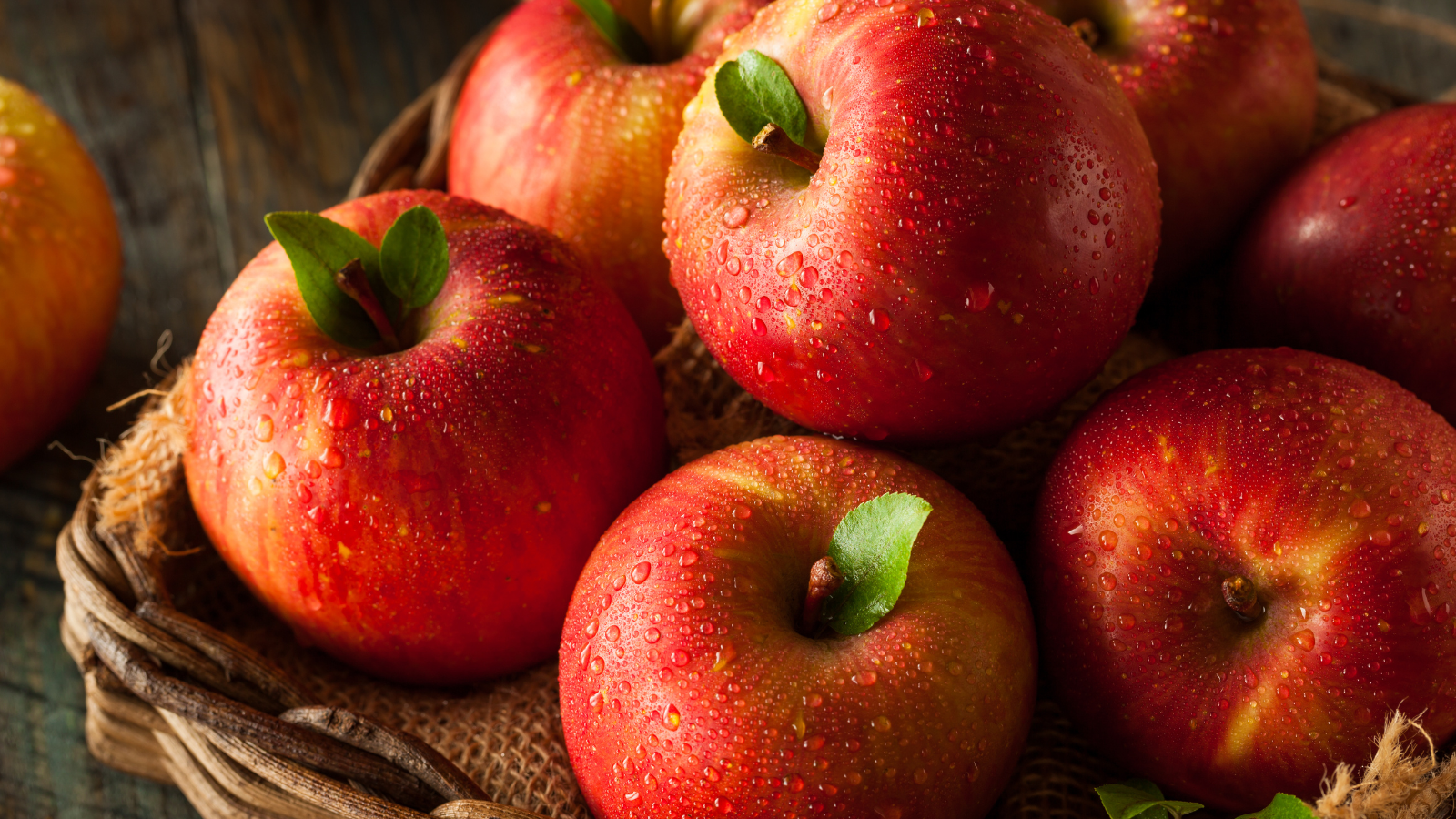 Viêm dạ dày nên ăn trái cây gì? Táo là lựa chọn an toàn và bổ dưỡng