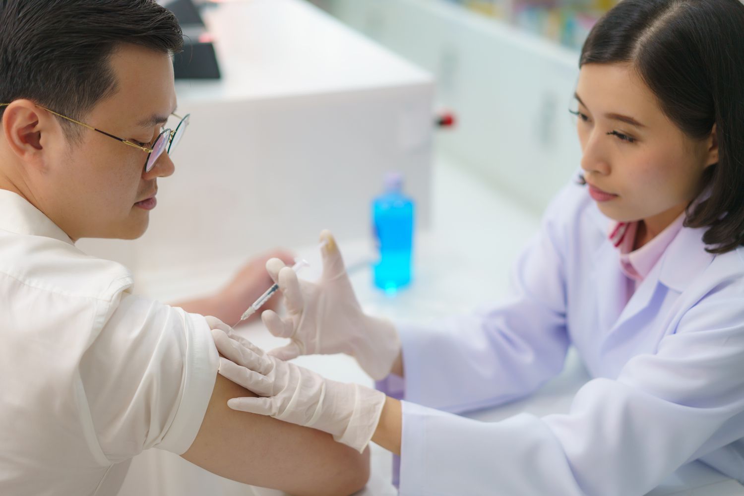 viem-gan-b-tiem-may-mui-doi-voi-tre-em-va-nguoi-lon 1.jpg