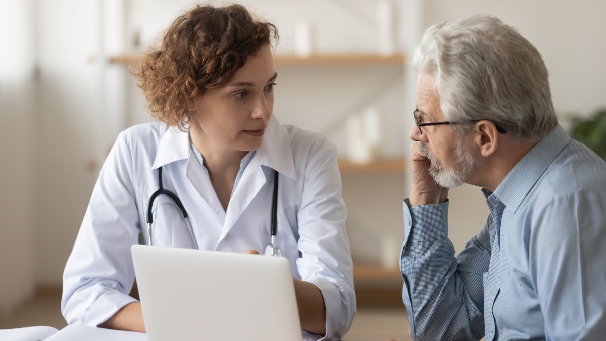 Hãy đến gặp bác sĩ nếu cảm thấy lú lẫn hoặc thay đổi trạng thái tinh thần