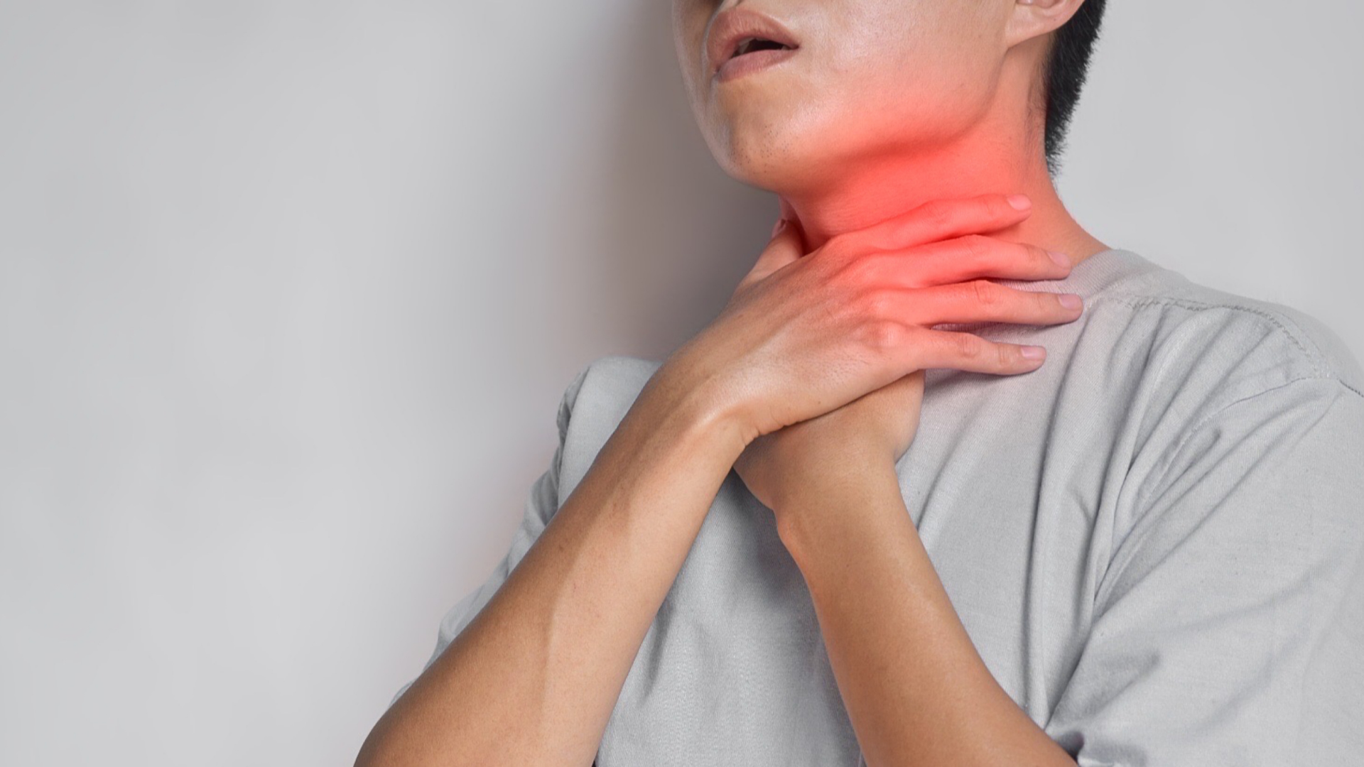 Nhận biết dấu hiệu nguy hiểm khi viêm họng sốt kéo dài
