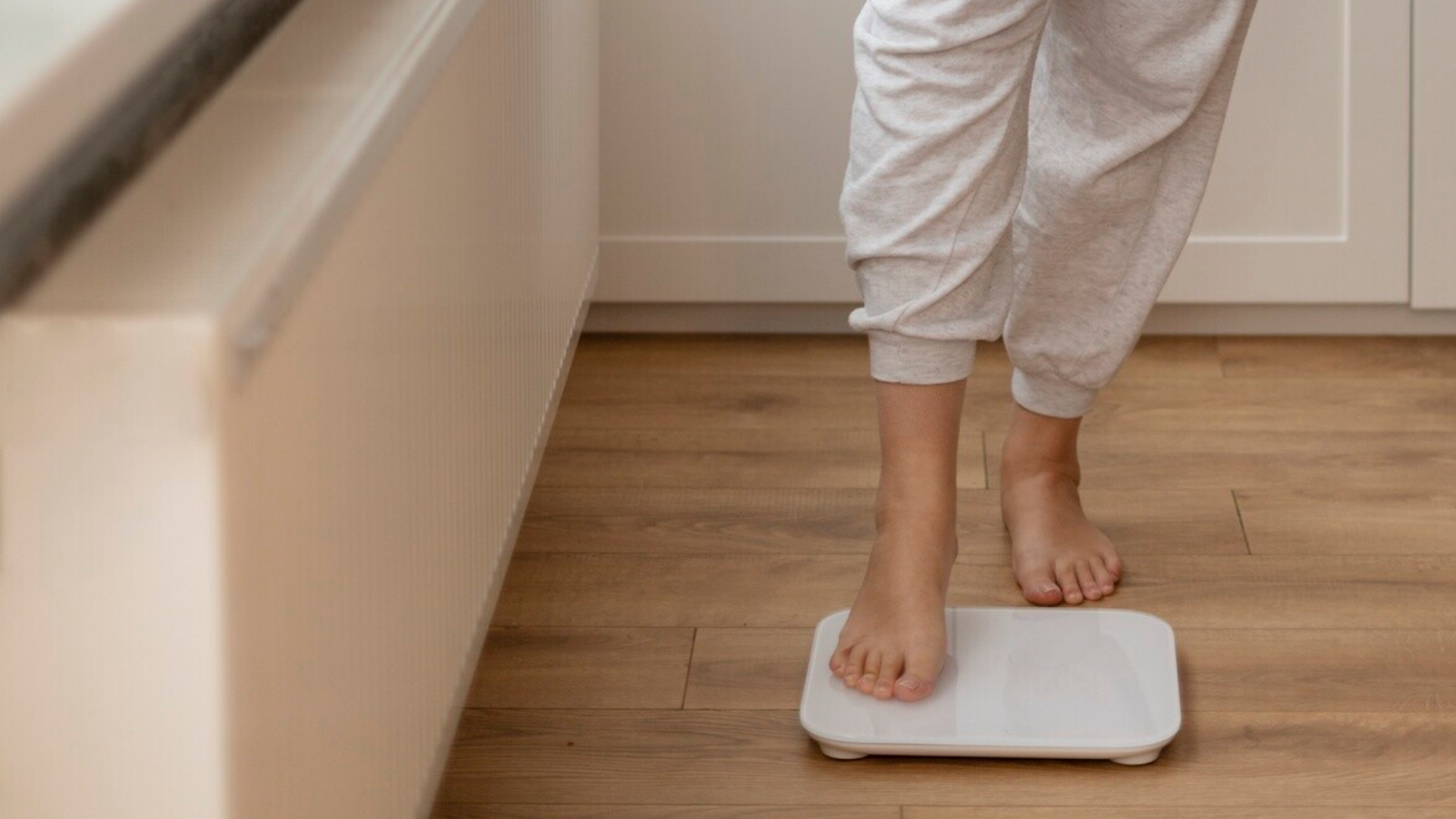 Người bị viêm khớp dạng thấp cần chú ý đến việc kiểm soát cân nặng