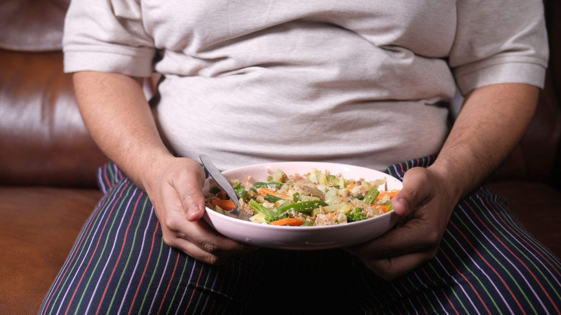 Thừa cân béo phì làm tăng nguy cơ mắc viêm khớp ức đòn