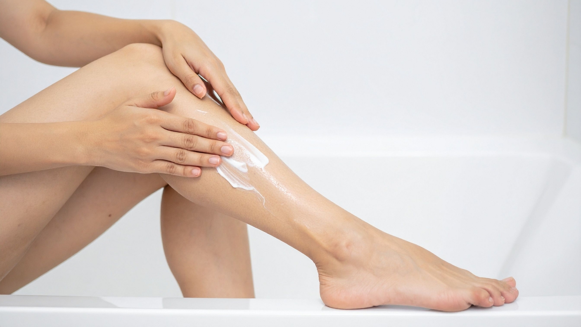 Giữ da sạch, dưỡng ẩm phù hợp và hạn chế các yếu tố gây bít tắc sẽ giúp giảm nguy cơ tái phát và cải thiện làn da về lâu dài