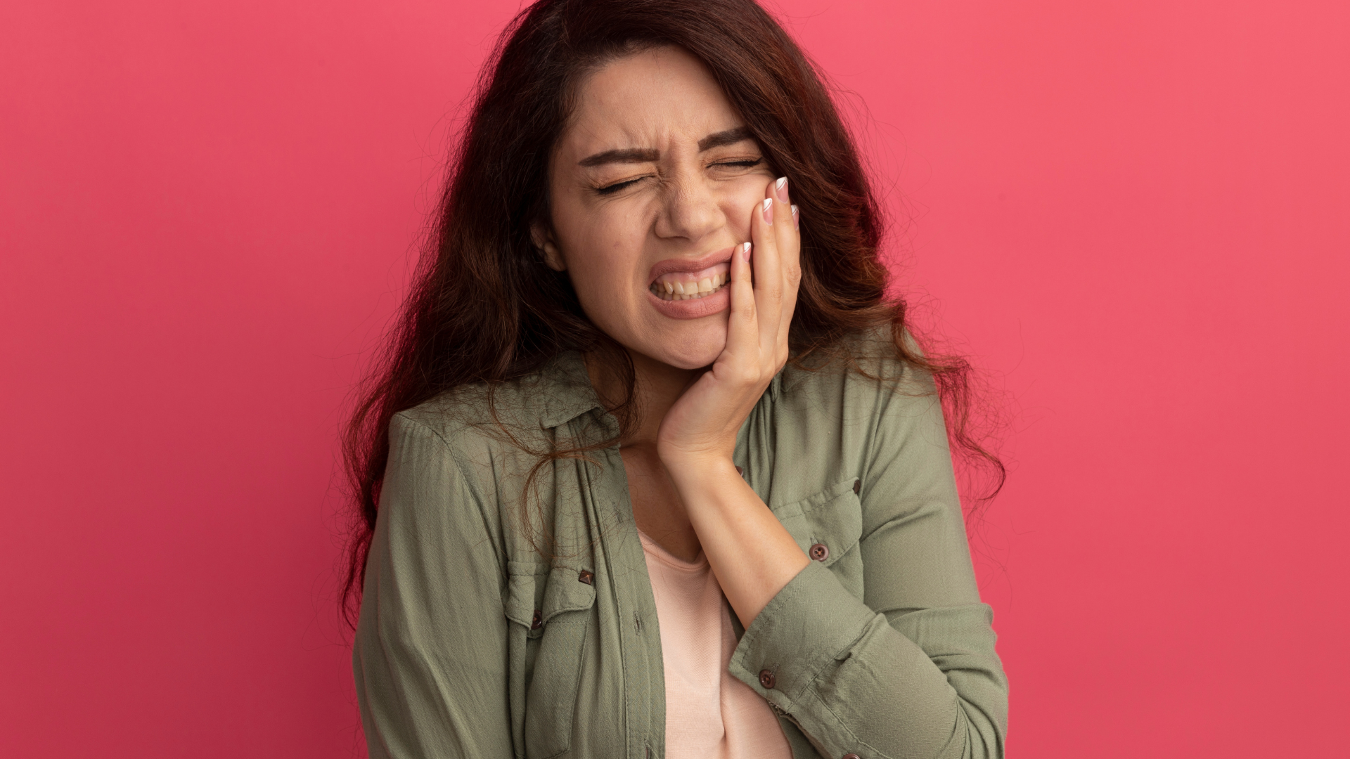 Nướu đóng vai trò quan trọng giữ răng vững chắc, khi bị viêm chúng dễ đau nhức và ảnh hưởng đến sinh hoạt
