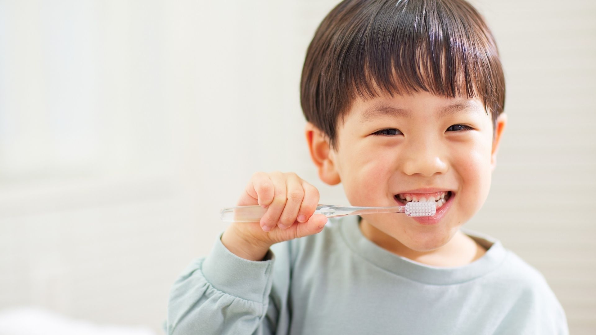 Vệ sinh răng miệng thường xuyên phòng ngừa viêm nha chu