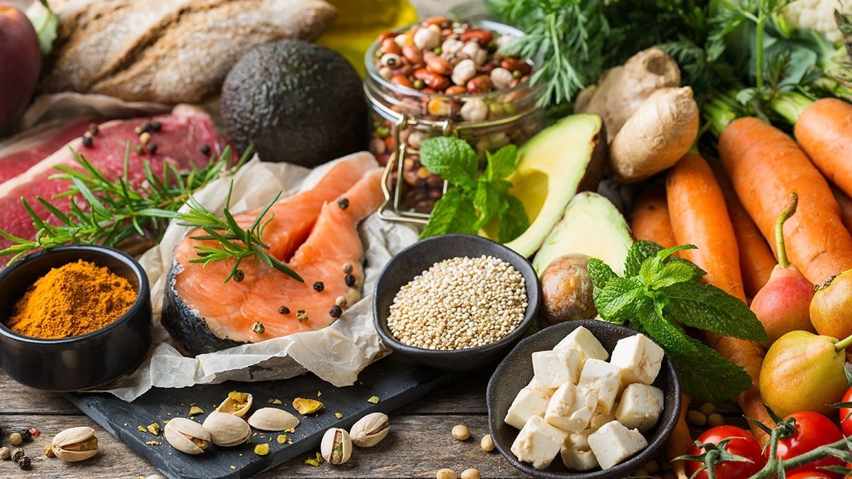 Chế độ ăn uống đóng vai trò quan trọng trong việc kiểm soát viêm phổi kẽ