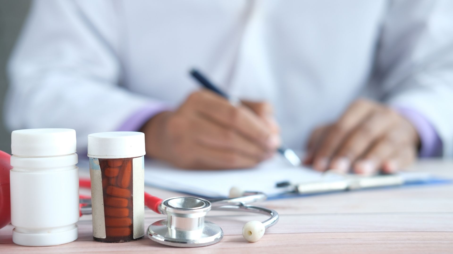 Bệnh viêm teo niêm mạc dạ dày có thể do thuốc chống viêm không steroid