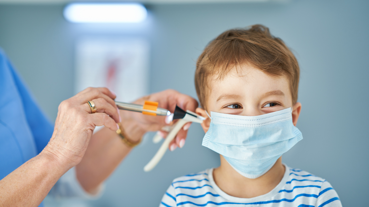 Viêm vành tai ở trẻ em thường không quá nguy hiểm nếu kịp thời điều trị