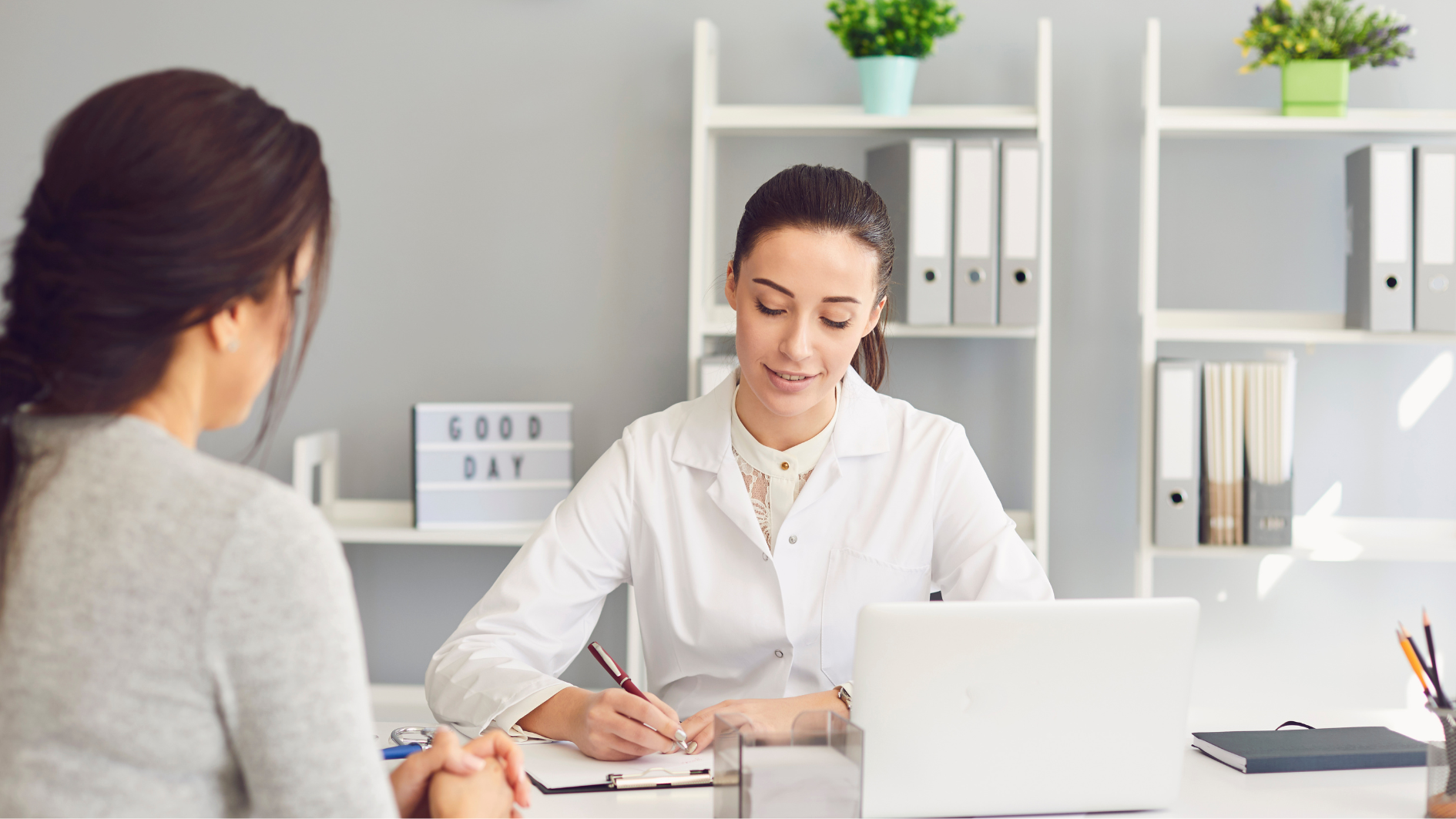 Xạ trị có đau không? Cách làm dịu cảm giác đau sau khi xạ trị 4