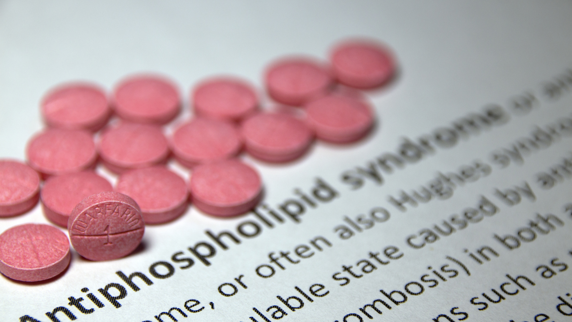 Chỉ có bác sĩ chuyên khoa mới có thể đọc và phân tích kết quả xét nghiệm