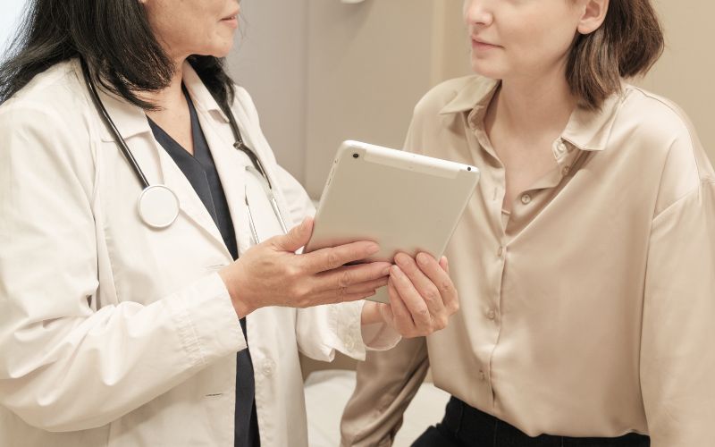 Xét nghiệm NIPT có cần nhịn ăn không là câu hỏi bác sĩ nhận được khá nhiều khi chỉ định xét nghiệm