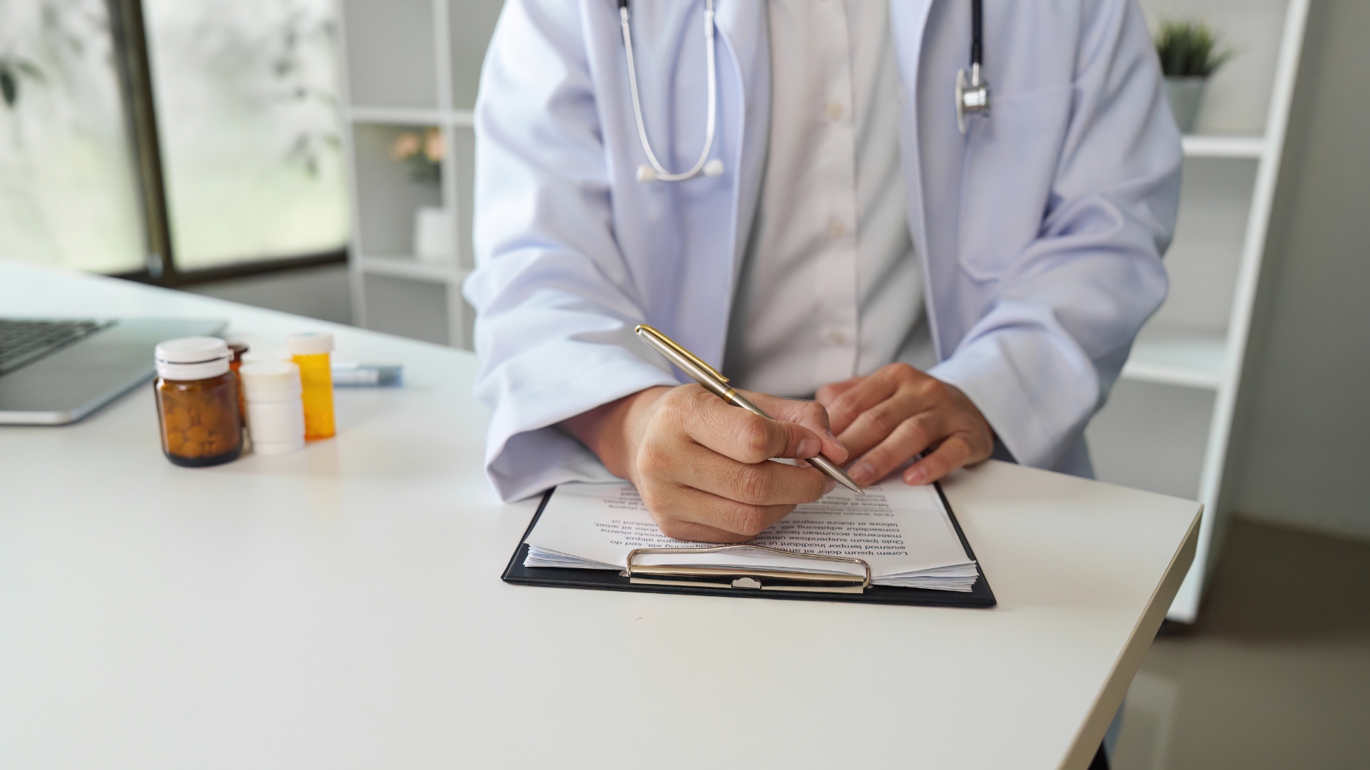 Khi đánh giá kết quả của xét nghiệm NK cần phối hợp với nhiều thông tin lâm sàng khác như nồng độ hormone, độ dày nội mạc, chất lượng phôi