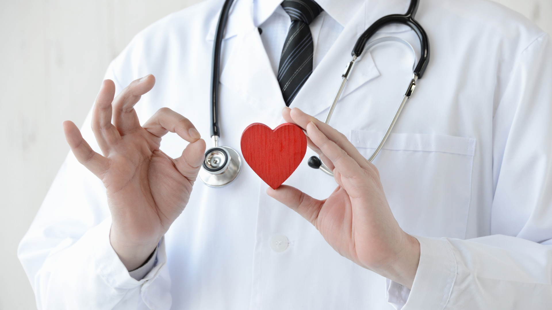 Trao đổi trực tiếp với bác sĩ giúp người bệnh hiểu rõ ý nghĩa của kết quả xét nghiệm