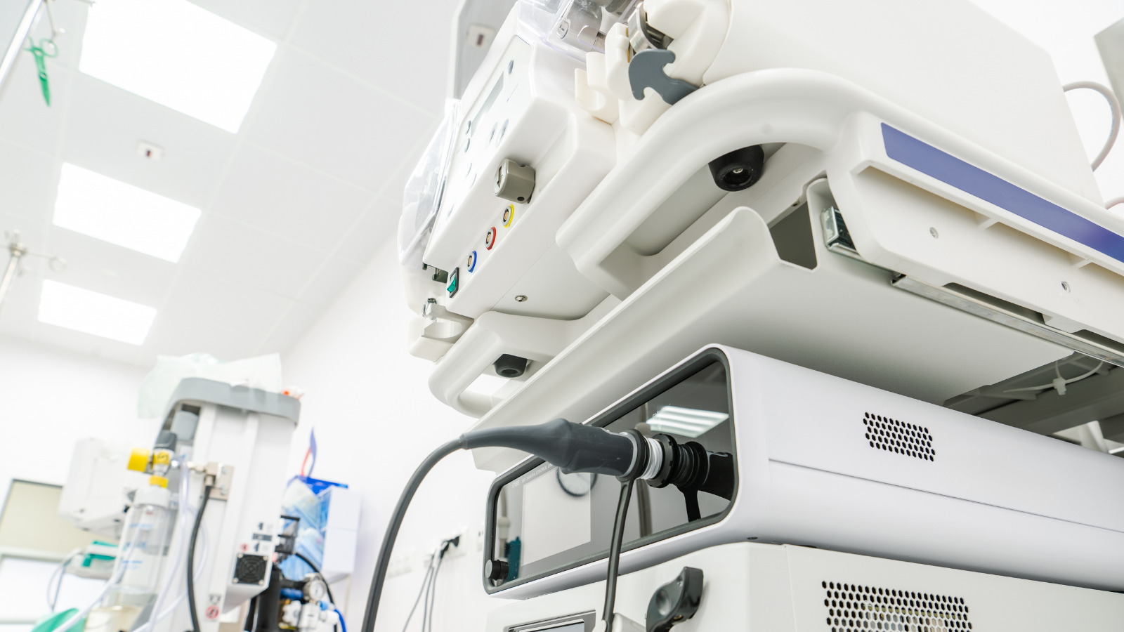 Trang thiết bị hiện đại giúp phân tích tinh trùng chính xác hơn nhưng có thể làm tăng chi phí