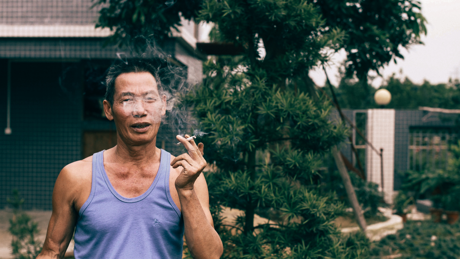 Người hút thuốc là nhóm có nguy cơ cao ung thư vòm họng