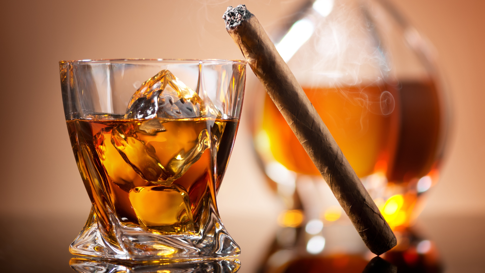 Không uống rượu bia, hút thuốc lá trước ngày xét nghiệm