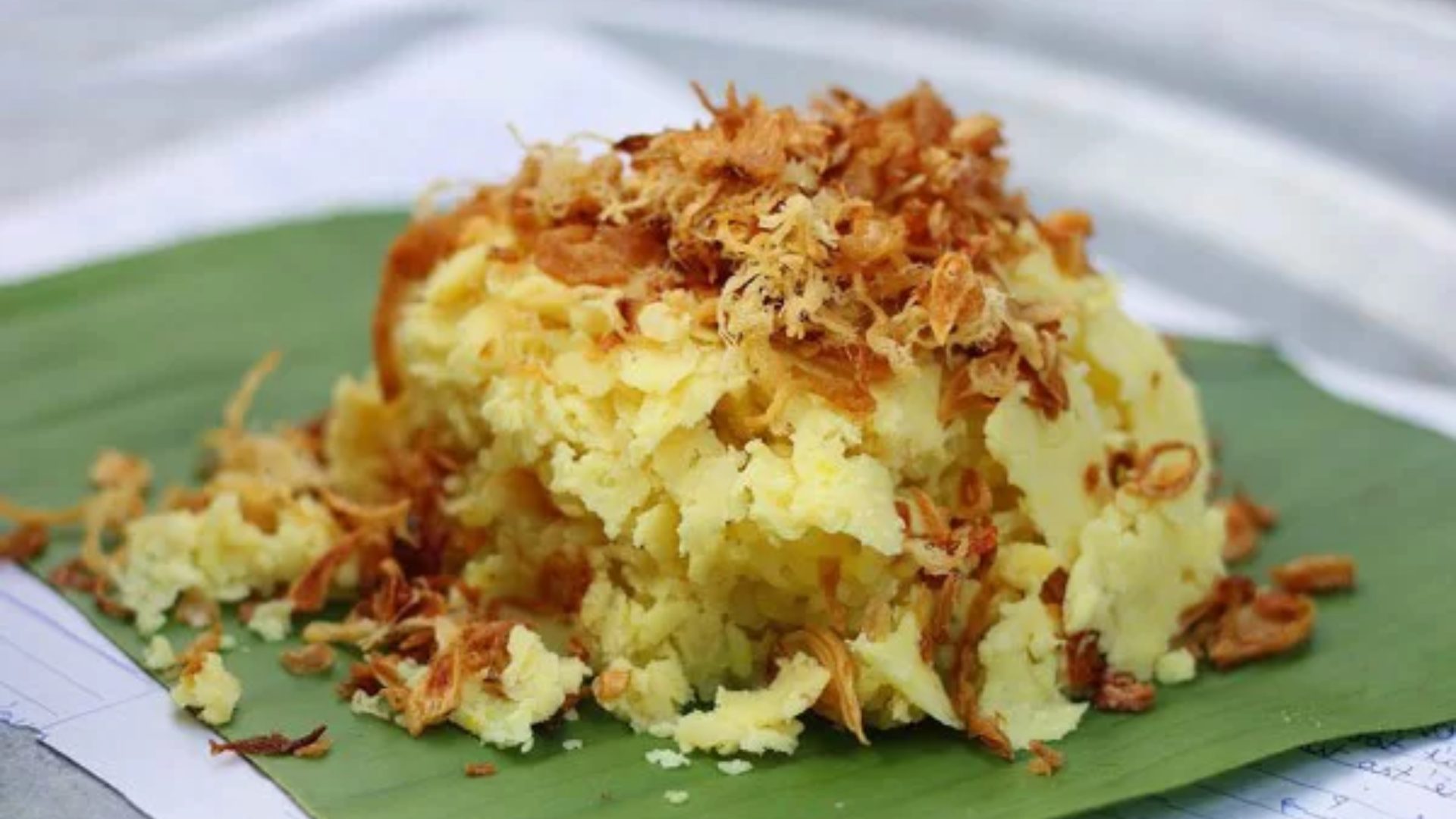 Xôi xéo bao nhiêu calo? Một phần xôi xéo có thể cung cấp từ 500 đến 650 calo