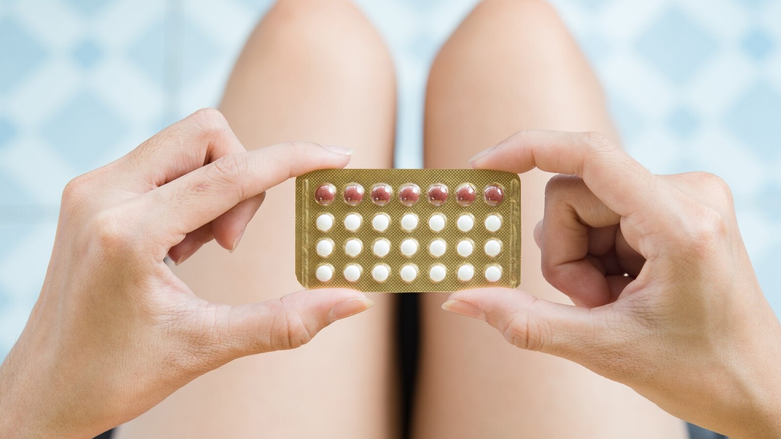 Tác dụng phụ của thuốc và biện pháp tránh thai gây xuất huyết bất thường